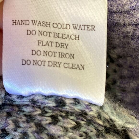 Hyfve Women’s Long Sleeve Lavender Geometric Button Cardigan Oversized sz S - Picture 11 of 15